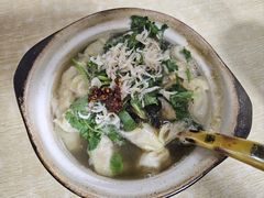 -小许三鲜砂锅馄饨店(家多乐烟酒店)
