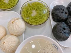 鲜肉包-李与白包子铺(桐梓林店)
