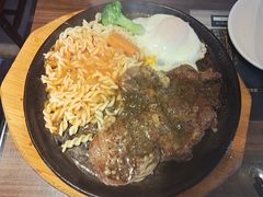 -豪享来(巩义星月时代广场店)