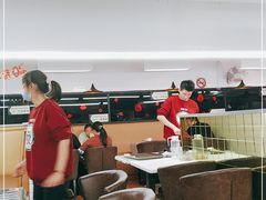 大堂-新大咀港式茶餐厅(宝山万达店)