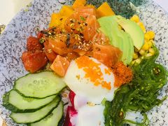 海鲜三文鱼波奇饭-Miss Fresh轻食(南京西路店)