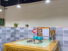 大堂-逗签翻卤味串串(回龙湾店)