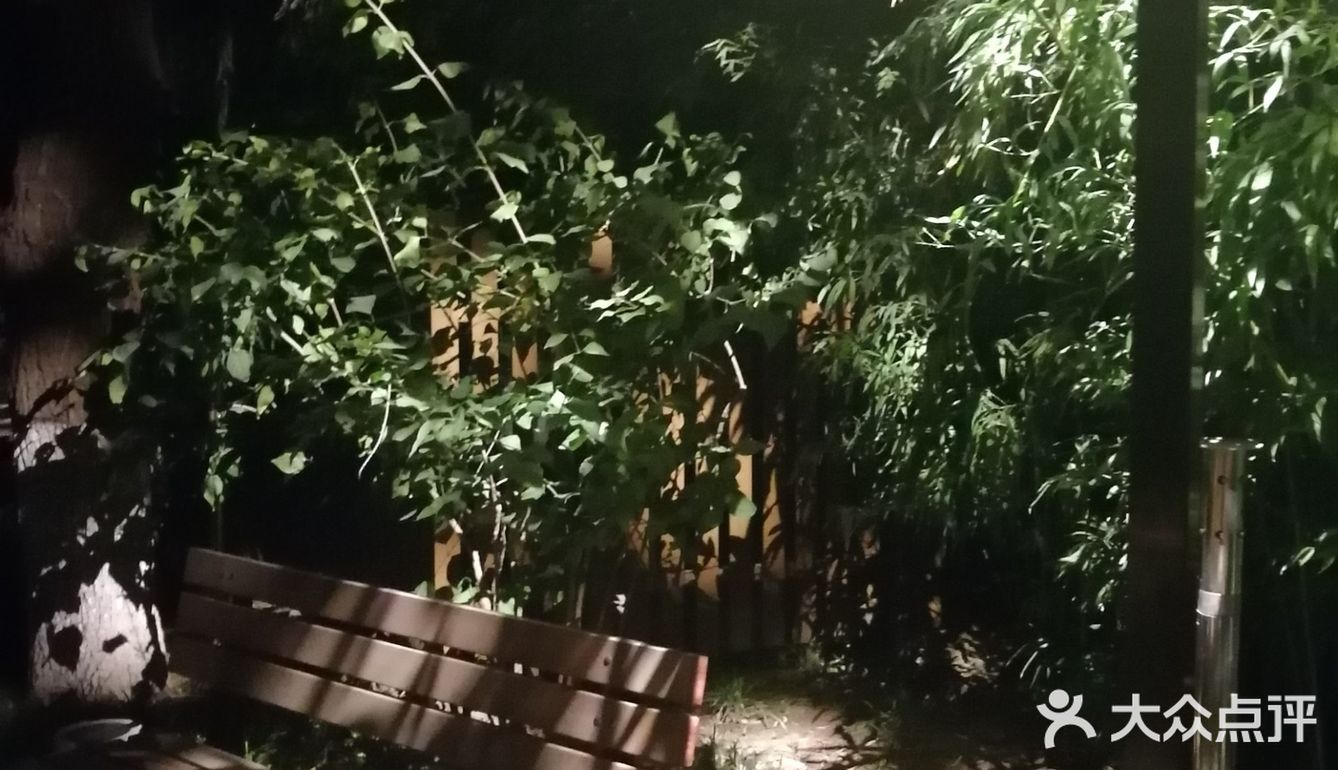 北二环的江南风景区[加油]积水潭西[呲牙]