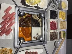 -海底捞火锅(大融城店)