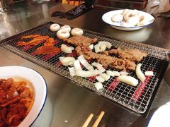 -马路牙子地桌烤肉(工体店)