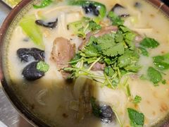 牛肉烩面-清真老提家牛肉汤旗舰店(温塘店)