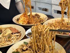 -方铲铲·成都板凳面(滨江银泰店)