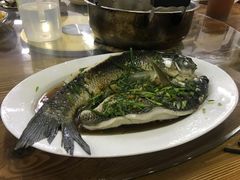 -银峰农庄·特色烧鸡·鲜无花果浸鸡