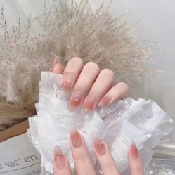 -董小姐日式美甲美睫·皮肤管理