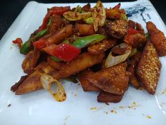 -撒拉人家.酸菜牦牛肉火锅