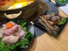 -湊湊火锅·茶憩(郑州绿地新都会店)