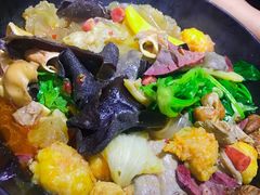 -万记麻辣烫国展总店
