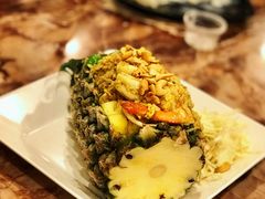 菠萝海鲜炒饭-两兄弟Song Pee Nong(2号店)