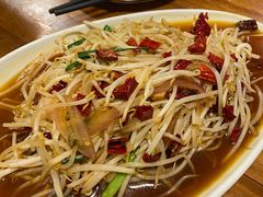 老长安炒豆芽-蚝太郎 • 海鲜烧烤(建国路创始店)