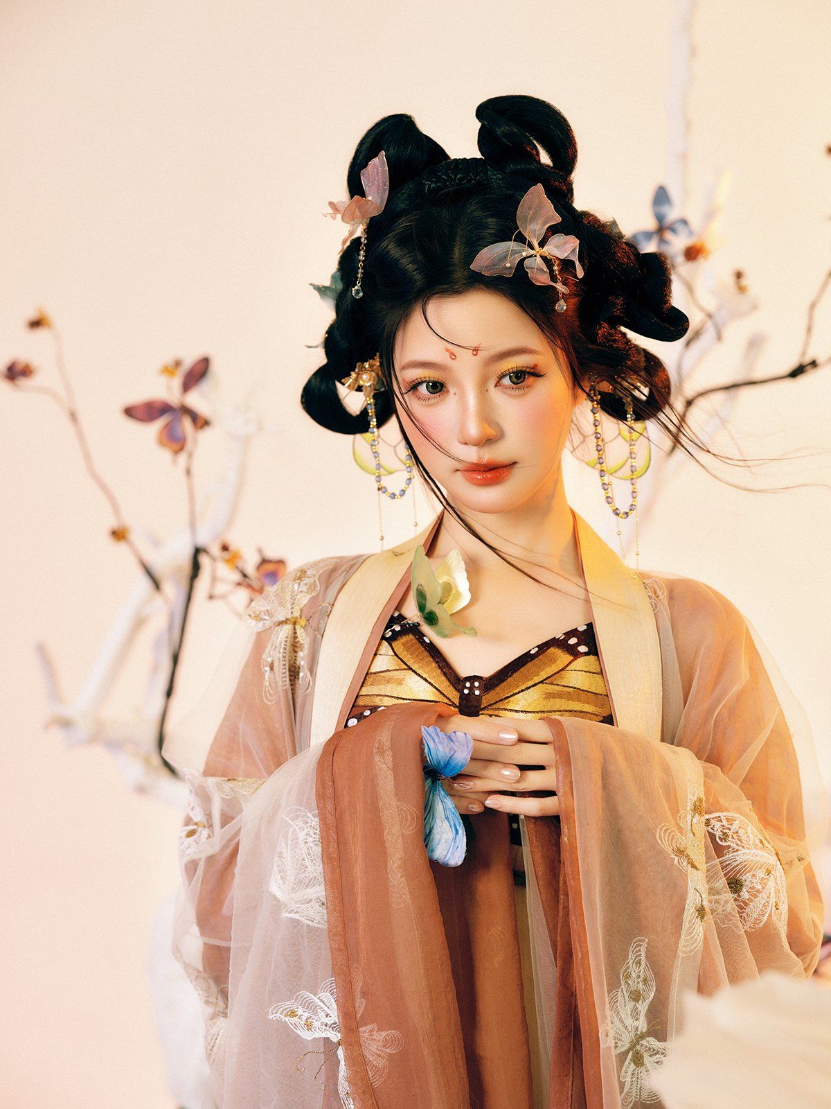 n✨✨✨
风格:汉服 古风 古装 古韵 室内 梦幻 蝴蝶仙子