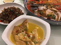 -湘潭九龙鱼头店(城南西路店)