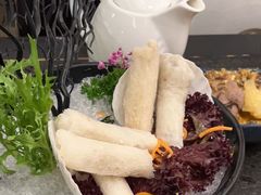 -湊湊火锅·茶憩(打浦桥日月光店)