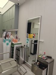 -PE SALON