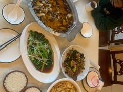 -鑫巴蜀小镇 · 水煮鱼专研店(玉桥店)
