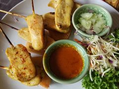 -Dash Teak House