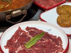 -毛辣果·贵州红酸汤牛肉火锅(西单店)