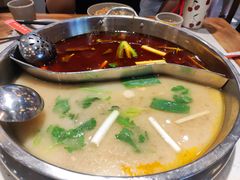 -肖肖酸萝卜鱼火锅(总店)