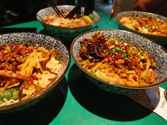 -粉家柳州螺蛳粉(杨宅路店)
