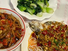 -堂瓦里·33年传统赣菜(第一街区店)