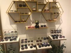 -肆兮眼镜·蔡司·徕卡战略合作店(大坪店)