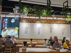 -馋三尺蟹粉小笼(人民广场店)