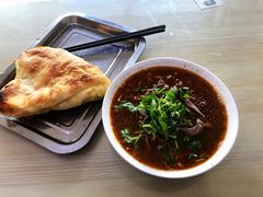 -白老大羊杂碎稍麦