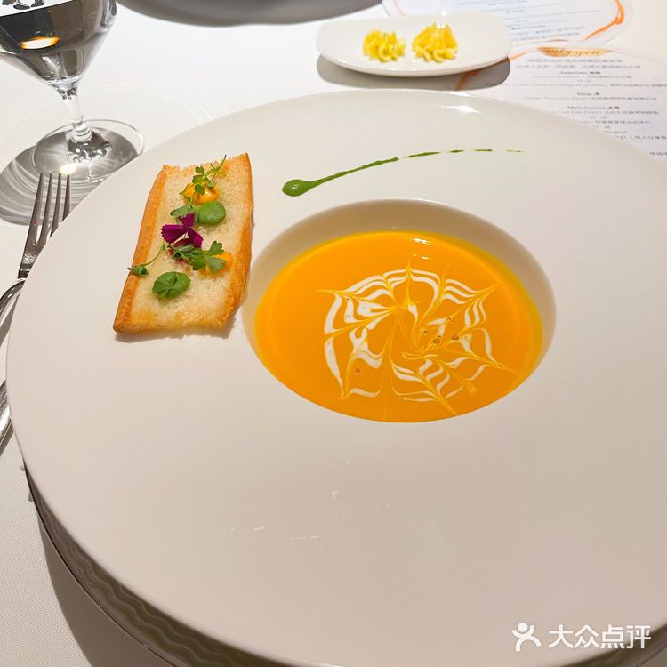 🌟天河蓝调浪漫约会法式西餐厅看过来👀