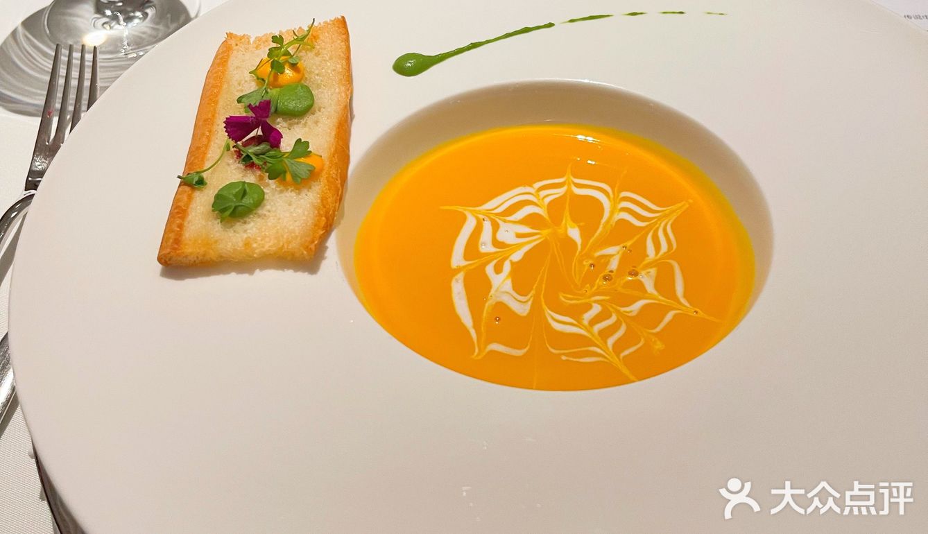 🌟天河蓝调浪漫约会法式西餐厅看过来👀