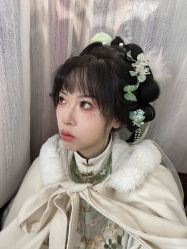-一揽芳华汉服旗袍体验馆(拙政园店)