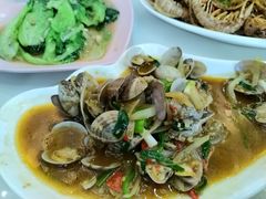 -覃记海鲜美食餐厅