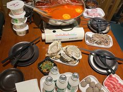 -天成·潮州牛肉脆肉鱼生蚝自助火锅