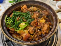 -渝君重庆火锅(嘉宾路店)