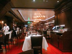 大堂-Wolfgang’s Steakhouse 沃夫冈牛排馆(上海白玉兰广场店)