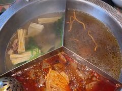 -廖掌柜·重庆鲜货火锅(上海首店)
