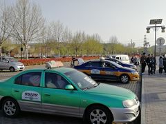 -龙门石窟-停车场