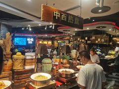 -四海一家自助餐(益田假日广场店)