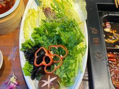-老牌坊云南鱼豆花火锅(嵩山店)