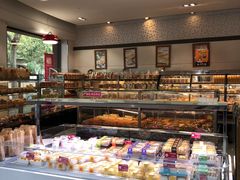 面包甜点陈列柜-味多美(江安路店)