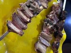 -烤肉小伙烤肉店