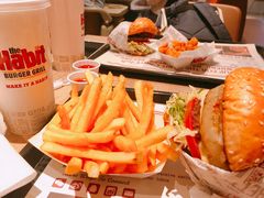 -The Habit Burger Grill 哈比特汉堡(复兴soho店)