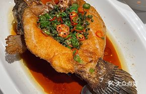 Fresh Flower Pepper Oil-Infused Snakehead Fish