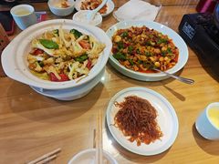 -严记小天府酸菜鱼(西四路店)