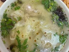 鸡丝馄饨-三好食堂(煎饺·馄饨·肉饼米线·盛世广场店)