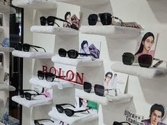 -MiRi眼镜·蔡司·星趣控·尼康控优点视觉合作店(南京东路店)