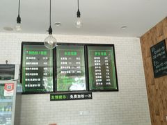 -花溪巷牛肉粉(泉城路店)